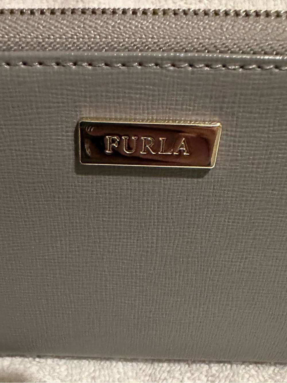 Furla Gray Zip Around Wallet Gold Tone Hardware Saffiano Leather Like New - Picture 5 of 13